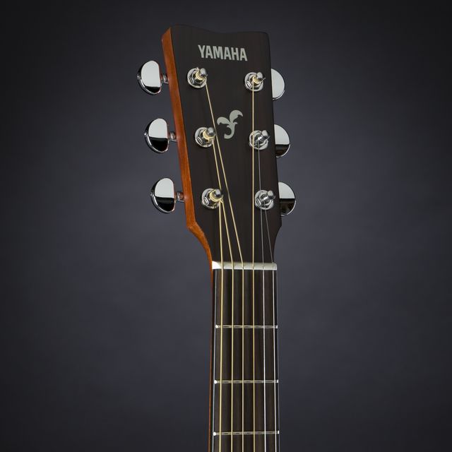 Гитара электроакустическая Yamaha FGX800C SB