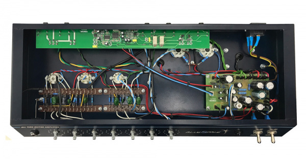 Гитарный усилитель Yerasov BLUESPACE H