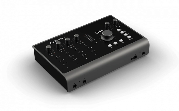 Звуковая карта Audient iD44