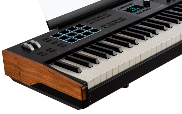 MIDI клавиатура ARTURIA KeyLab 88 MK3 BK