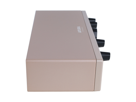 Звуковая карта Arturia MiniFuse 4 Champagne