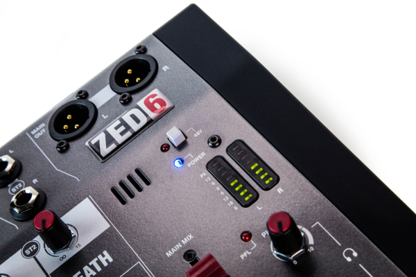 Микшерный пульт Allen&Heath ZED6